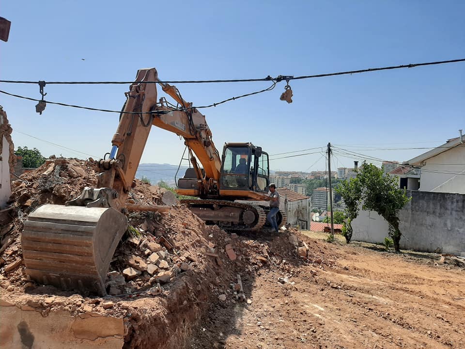 Demolição e Escavação