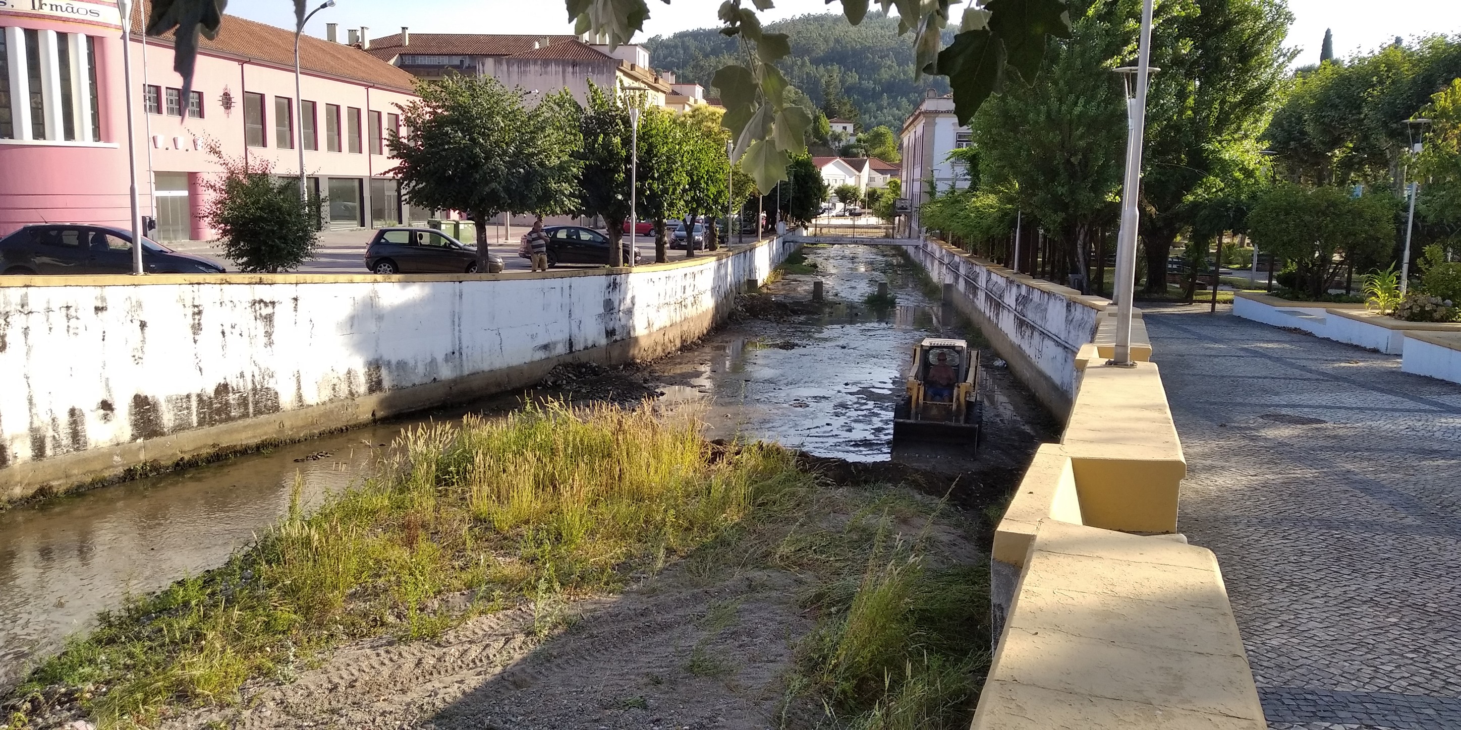 Limpeza de Rio